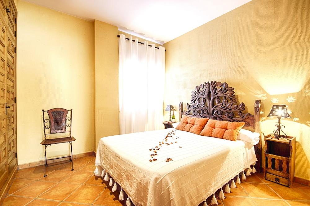 Hotel Rural Sierra Tejeda 2*